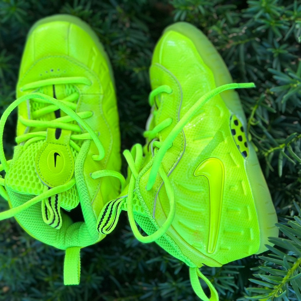 Kids shoes
